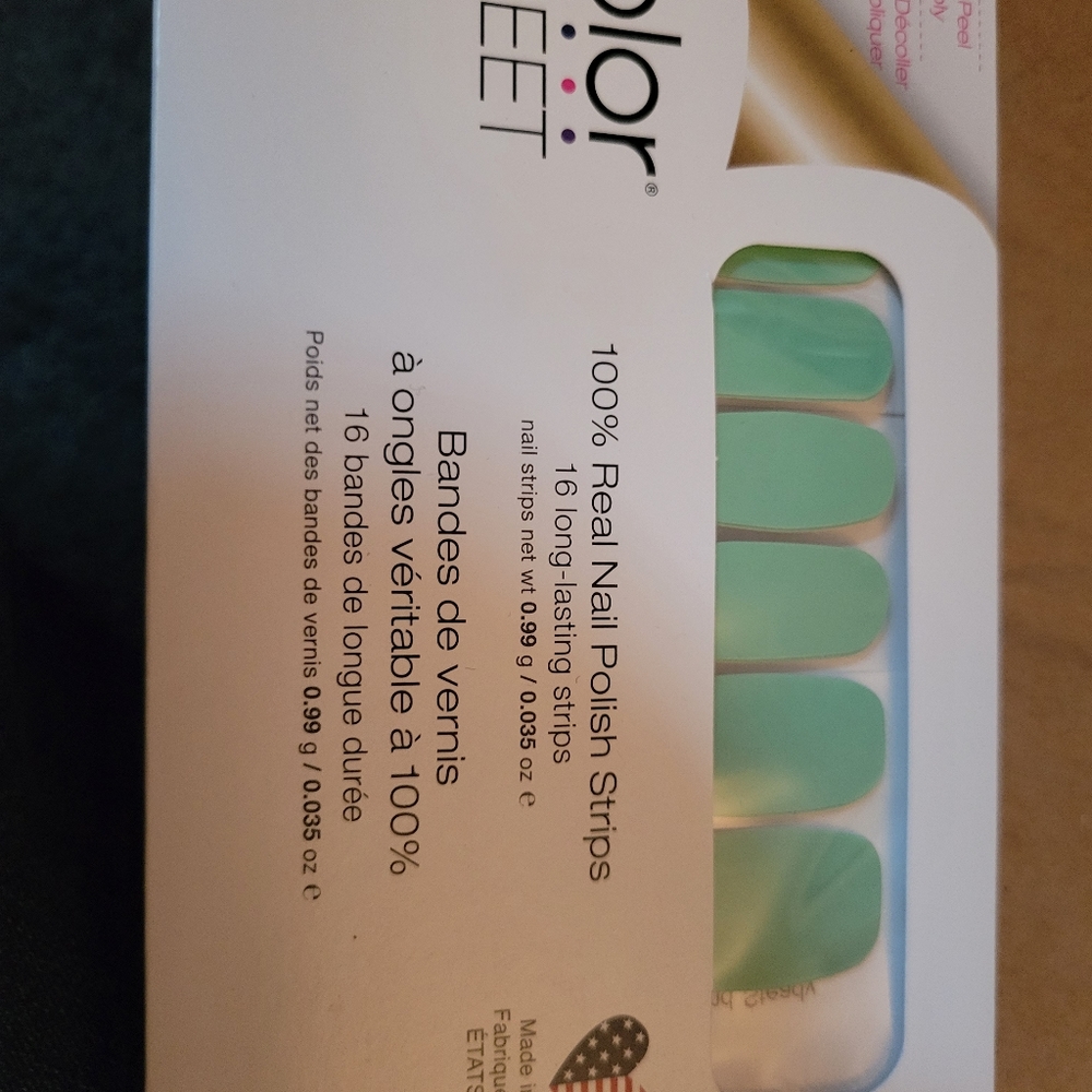 Color Street Nails - Picture 1 of 3